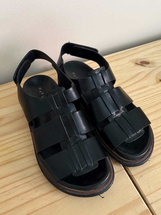 Maguire Shoes - Maguire Black Leather Sandals